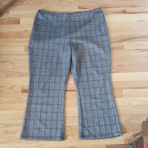 WF Cropped Kick Flare Pants